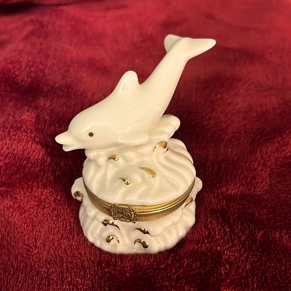 Lenox - Treasures! The Dolphin Splash Box